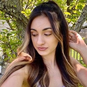 Meet your Posher, Teia